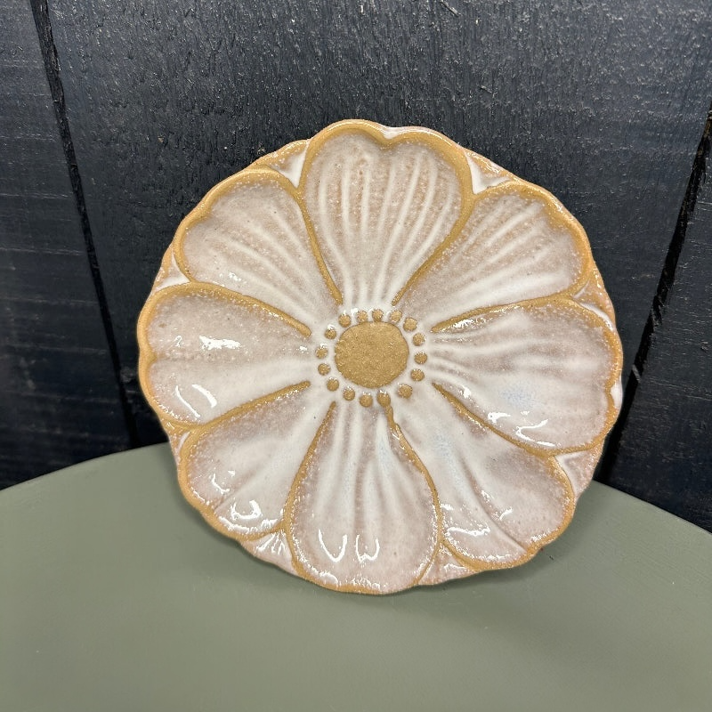 Stone Flower Plate