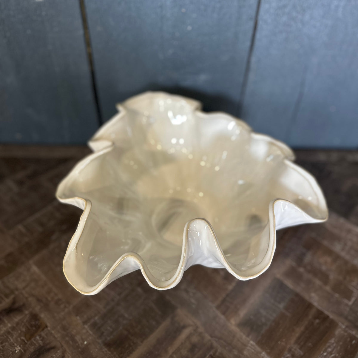 White Wave Planter